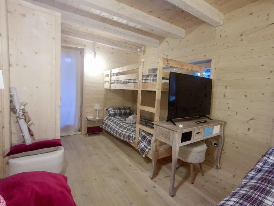 La Baita Nel Bosco Morgex Luaran gambar