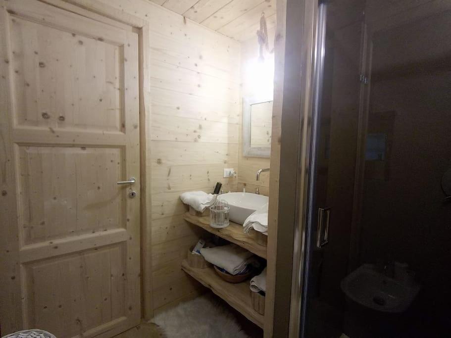 La Baita Nel Bosco Morgex Luaran gambar